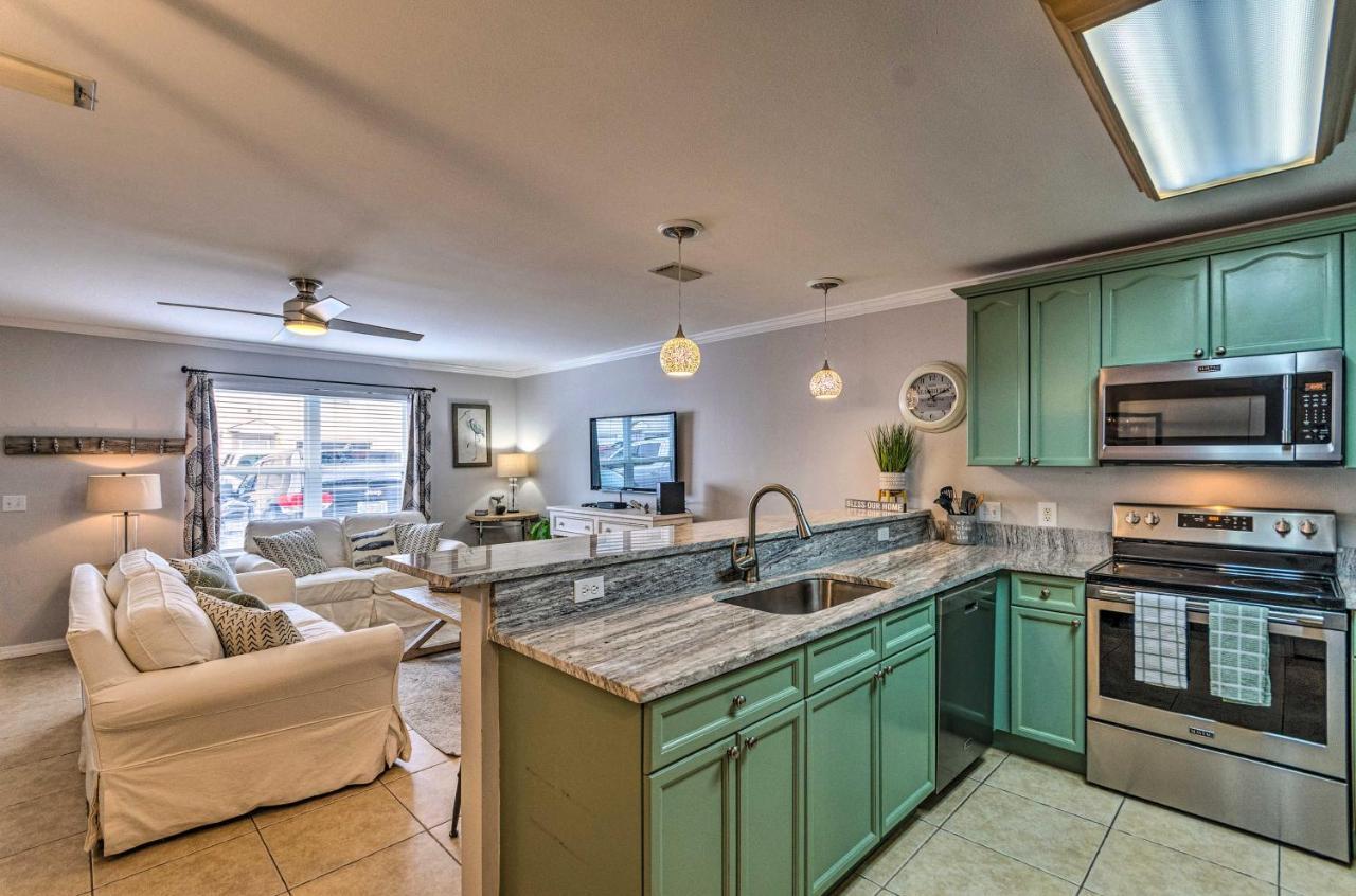 Beautiful Townhome Steps From Miramar Beach! Дестин Екстериор снимка