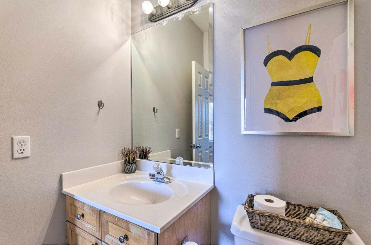 Beautiful Townhome Steps From Miramar Beach! Дестин Екстериор снимка